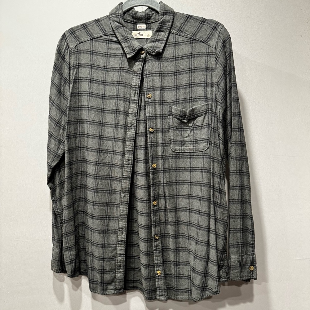 Hollister Women’s Green & Charcoal Button up Flannel ~ Size L